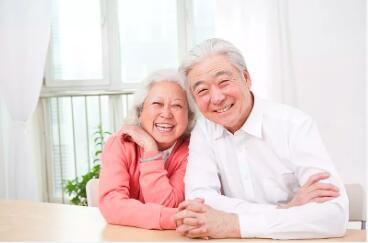 老人要想健康长寿，不是多走路和多睡觉，而是做好这两件事