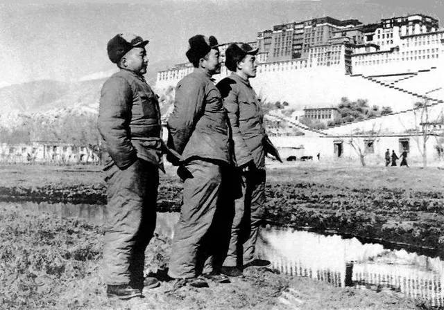 1972年，张国华突然病逝，四川省委书记空缺，周总理推荐了谁？