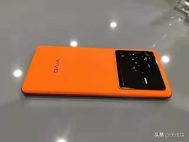 有了iQOO 9就不需要再换X80，能这样比较吗？丨欧界
