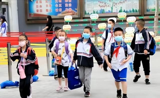 将取消小学入学年龄限制？相关部门作出回应！未满6岁有望能入学
