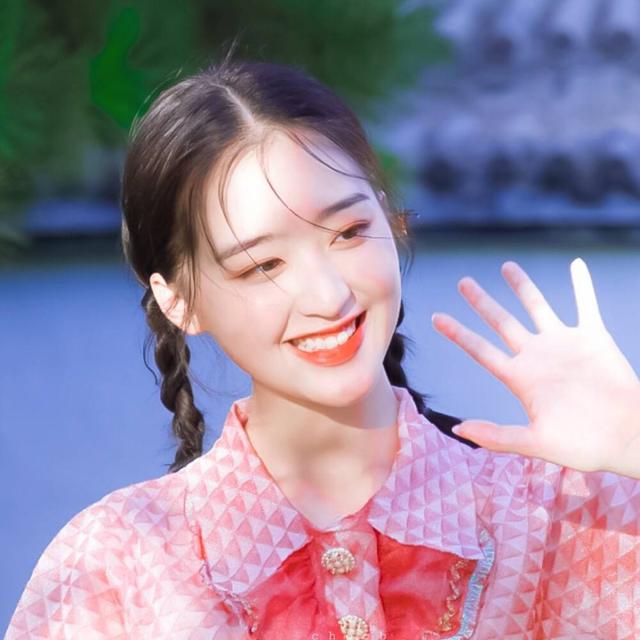 10朵“00后小花”就位，谁能成为新版国民妹妹？各有各的“门道”