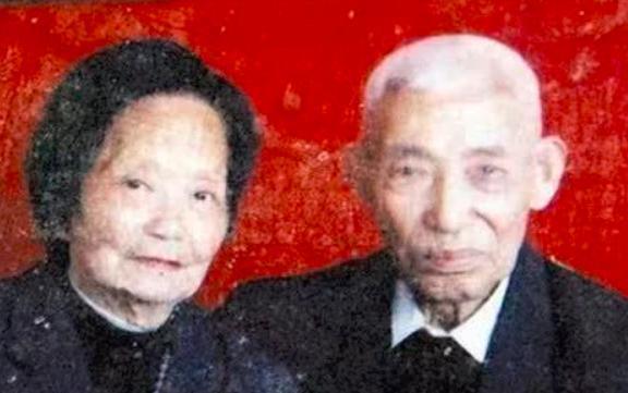 惊世传奇：夫妇失散60年，再婚后发现对方竟是原配，余生相伴12年