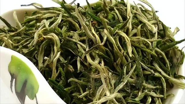 上了年纪要“忌茶”？建议50岁以后牢记这“3不喝”，益处多