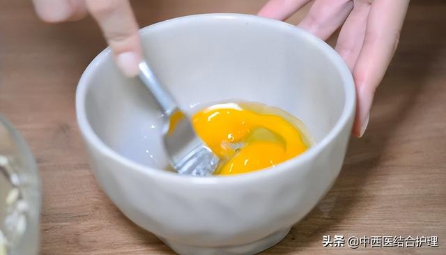 「中医饮食科普」 5月路上到处有的一种菜，清热凉血、防中风
