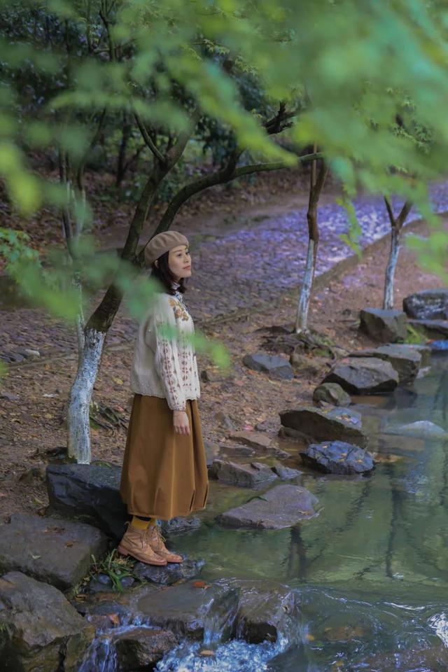 两位小姐姐花光积蓄，开了家10个房的民宿，每天花式宠客