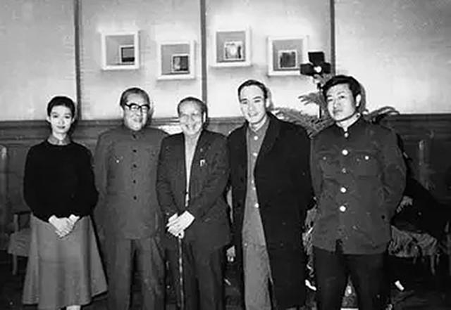 1960年沈醉被特赦后，享副部级待遇，唯一留在大陆的女儿过得如何