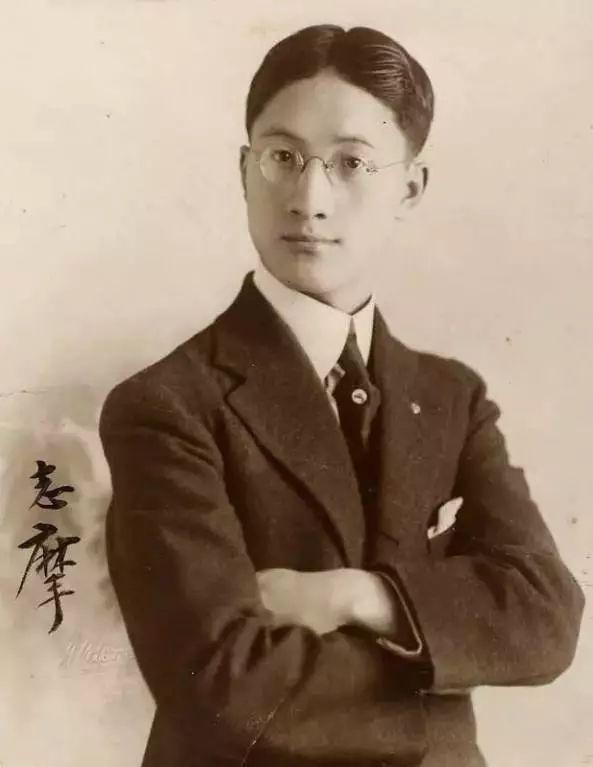 陆小曼死后想与徐志摩合葬，徐积锴用三个理由，让继母无葬身之地