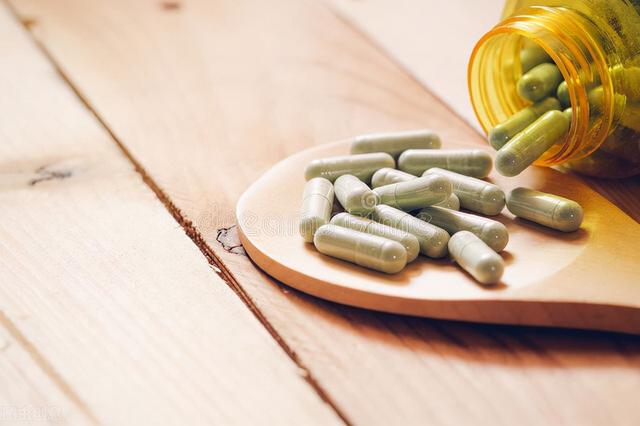4个中成药，益肾健脾、理气降逆、润肠通便，改善脾胃，用于便秘