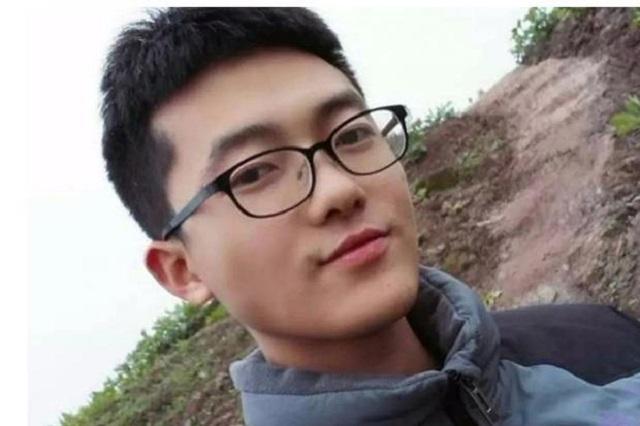 18年，中科院硕士被高中同学刺死，凶手庭上自求死刑：请立即执行