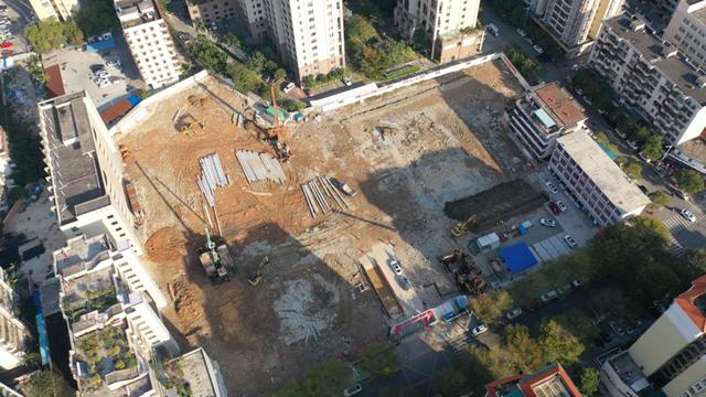 怀集县怀城街道展图装修工程部