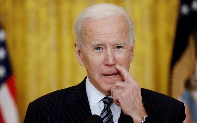 大智慧搏击反人类：普京停止强攻亚速钢厂，拜登给乌克兰更多军援