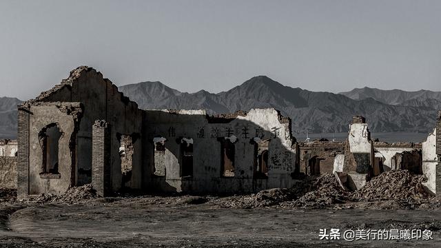 西部自駕三十三天（十四）——戈壁灘石油小鎮，見證石油行業曆史