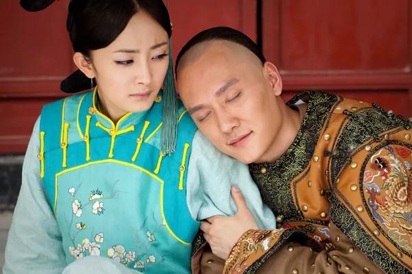 和赵丽颖离婚后，冯绍峰过得怎样了？