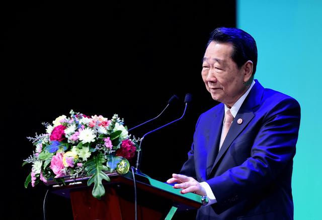 全球前10大富豪的财富排名怎样？各主要国家首富的财富排名怎样？