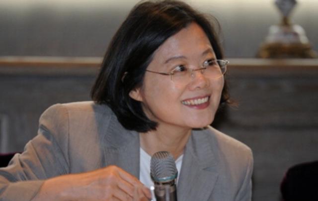 台当局威胁大陆不许开第一枪，否则将没有幸存之机，我国台办怒批