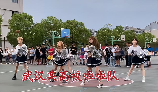 男裙子跳舞_男穿裙子跳舞视频