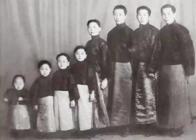 当年活捉蒋介石的孙铭九，在西安事变结束后，解放后怎样了？
