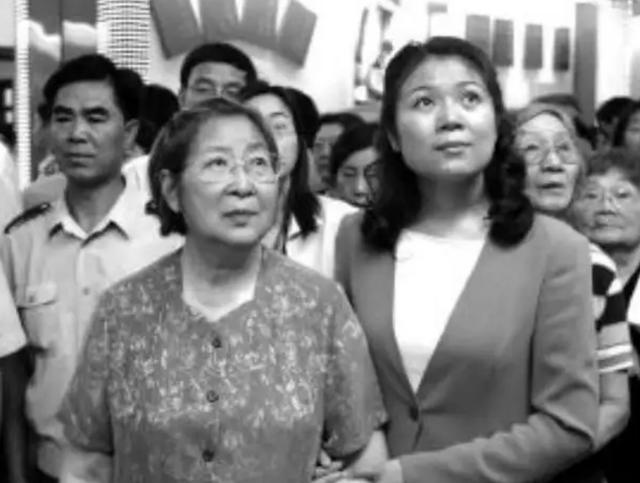 1976年毛主席病重，李敏前去探望，毛主席：我还有件事情放心不下