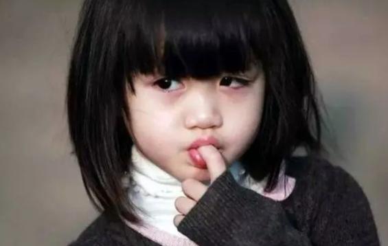 家长请注意：隐藏在孩子可爱动作之后的，可能是口腔健康危机