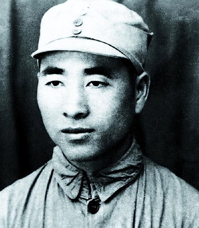 征求总参谋长人选意见时，叶剑英推荐杨成武，林彪：得加个字才行