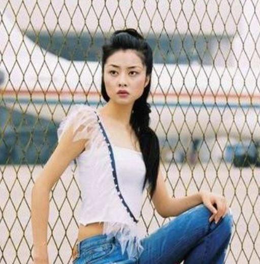 Angelababy背后的神秘推手：炒绯闻、找金主，比Amy姐还牛