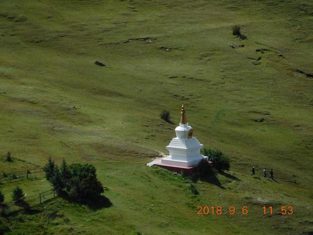 藏在懸崖上的寺廟，1300多年曆史，如今成小衆景點