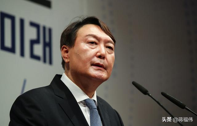 等待19天后，尹锡悦终于和文在寅会面，韩国总统诅咒还要延续？