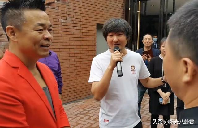 内娱8位最丑男星现状：有人被骗光家产，有人穷到吃低保度日