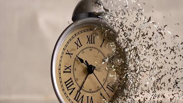 为证明时间不存在，科学家让一女性在洞穴中住130天，结果怎样？