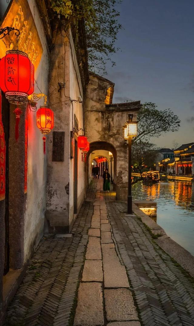 愿你心中山河壮阔，始终相信人间值得
