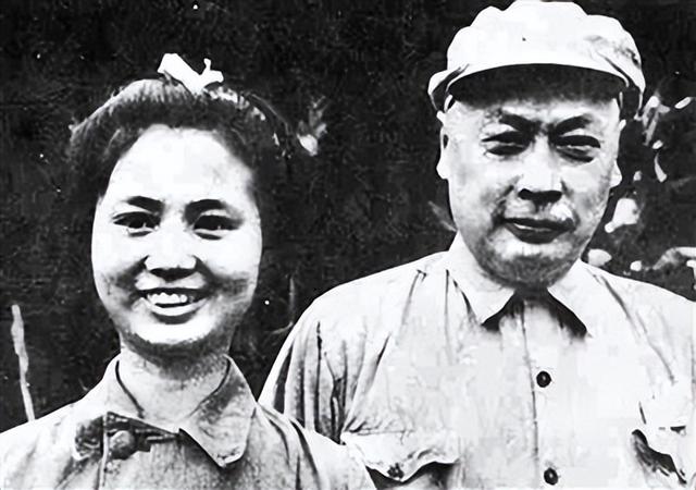 陈毅被妻子锁门外，冲动下提离婚，周恩来找到张茜：给你提个建议