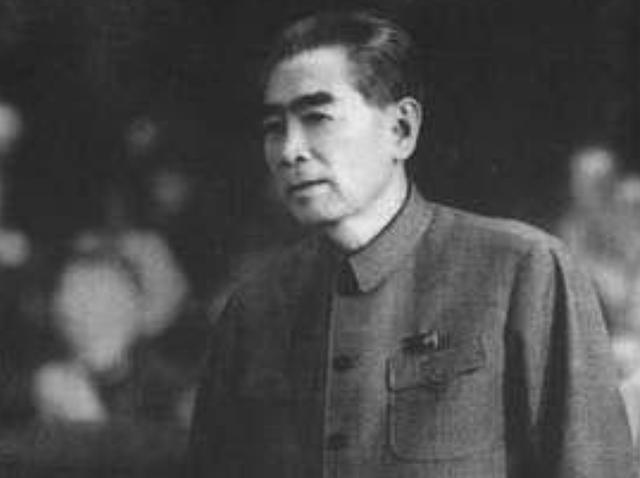 周总理军事地位有多高？连创我军10个第一，军事家排名仅次于一人
