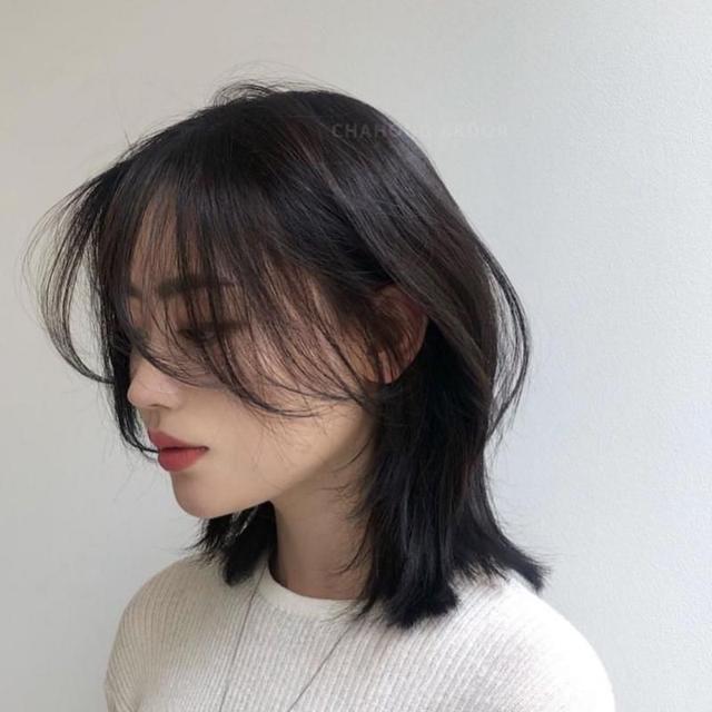 韩式流行发型（2022年流行的齐肩短发）