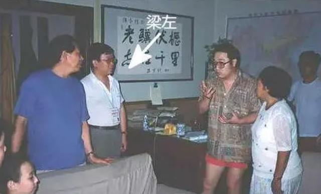 英达对巴图不闻不问多年，现改口内涵宋丹丹，当年王朔为啥骂他？