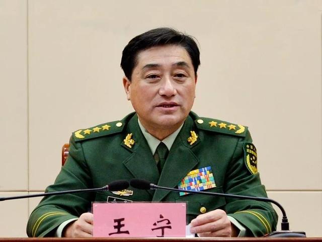 军委委员 军委委员（中央军事委员会成员名单） 生活