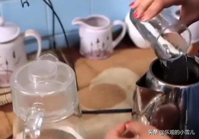 被烧开过的水，二次加热以后，还能够继续喝吗？早知早好