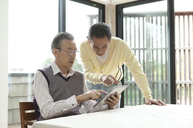 男人过了60岁，这三个地方不要去，对自己没有好处