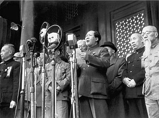 1949年毛主席邀张元济游天坛，期间问到：当年你在朝廷的俸禄多少