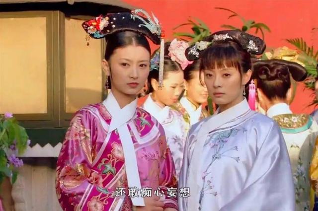 张晓龙再现惊鸿舞，路边随拿纸巾做道具，还是当年的“温太医”