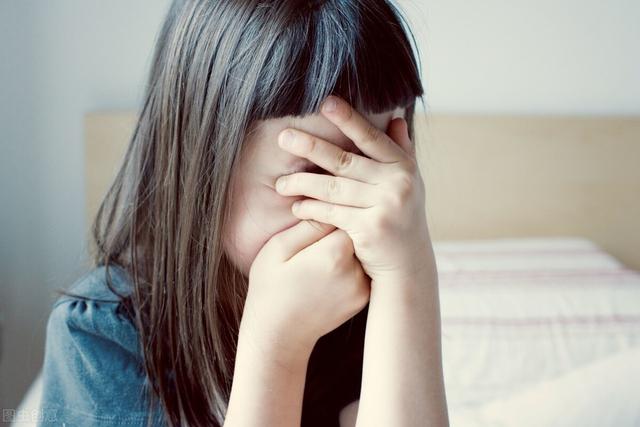 怎么办？孩子在幼儿园一句话都不说