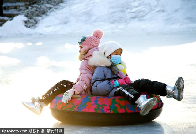 這條京城遊玩線路請收好！玩冰雪、泡溫泉，奔赴冬日童話！