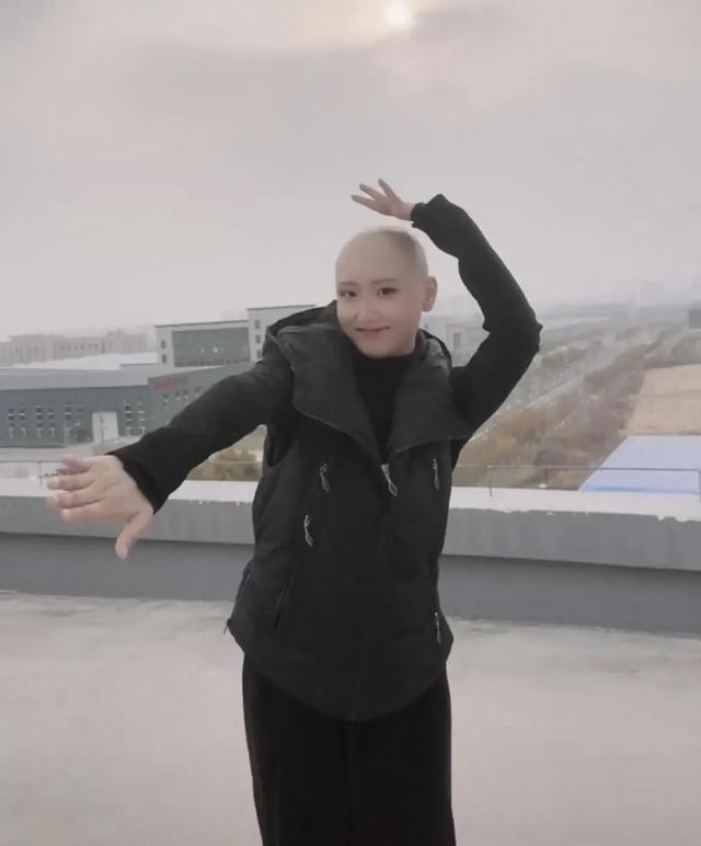 苏日曼，一个27岁的舞蹈天使：滚蛋吧，肿瘤君
