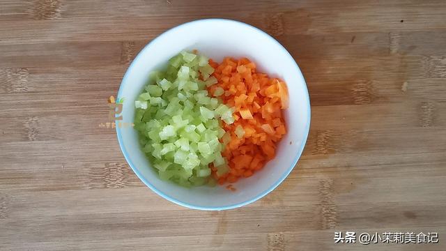 立夏后，阳气易损耗，建议多吃“3红3白1黑”，升阳驱寒轻松度夏