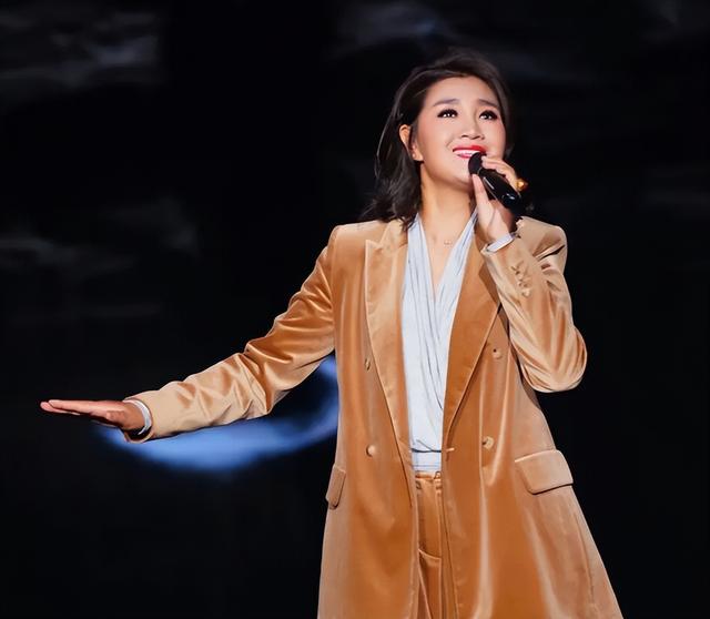 ����׿���ר����ͼƬ(����׿�꣺�������������⳵�����ܵ��򿨳���Ψ���Ա�������)