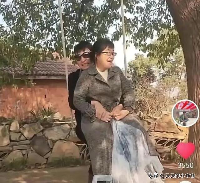 脑瘫诗人余秀华：花15万离婚，等27年终于睡到对的人