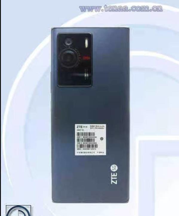 中兴新机入网，外观酷似努比亚Z40 Pro，或采用屏下摄像设计
