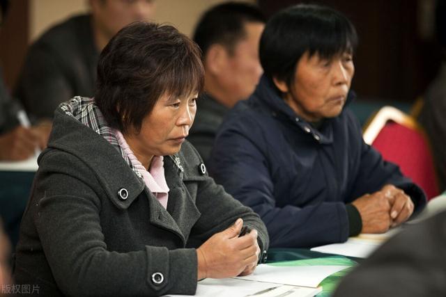 75岁独居老人的哭诉：晚年的亲情，远比想象中的要残酷