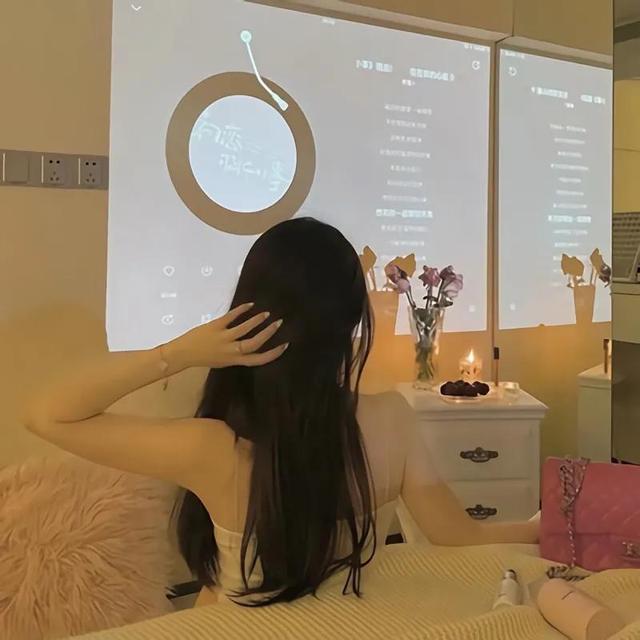 美女侧脸微信头像图片美女侧脸微信头像图片真实