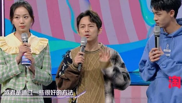 湖南台槽点拉满，浙江台吃相难看，综艺时代的衰落，到底该怨谁？