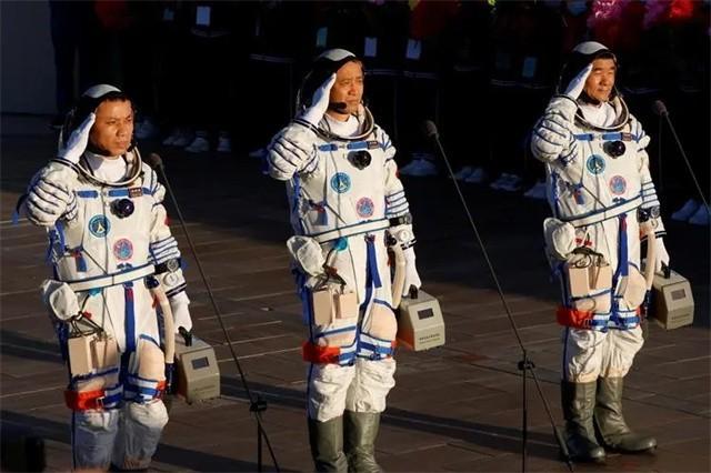 聂海胜妻子聂捷琳：不担心丈夫上太空，深爱丈夫，曾提过离婚